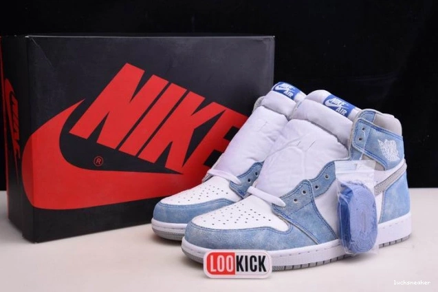 Reps LUCY Hyper 555088-402 OG High Royal Jordan 1 Retro 0727